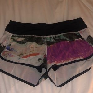 Multicolor lulu shorts 6 insteam 2